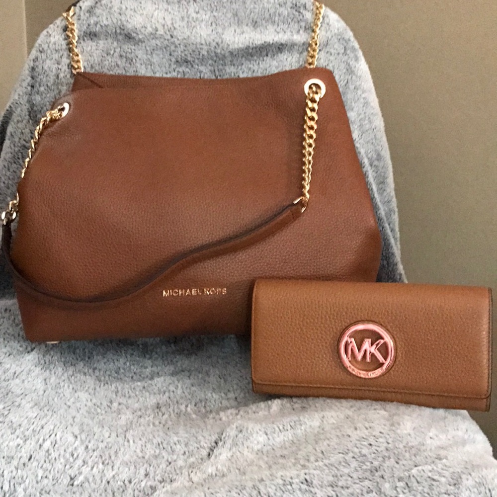 Michael Kors set ❤️ NWT , 100% Authentic
